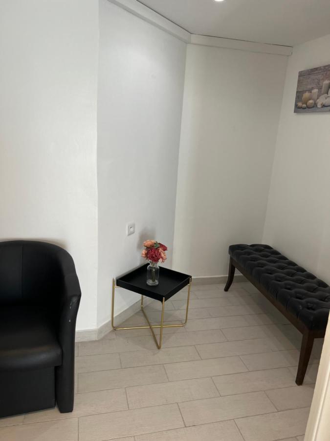 Apartment Au Bor De Marseille